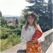 Laureata a pieni voti in Filosofia e Storia, offro aiuto-compiti e ripetizioni per bambini e ragazzi.