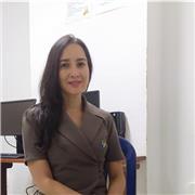 Docente de informática orienta clases a personas que requieran un mejor dominio en cuanto a las herramientas ofimáticas para un mejor desenvolvimiento en la academia o laboralmente