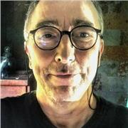 Ayudo a los alumnos a mejorar su capacidad de expresarse por escrito.