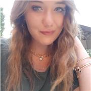 Sono diplomata al liceo scientifico scienze applicate offro aiuto compiti ai ragazzi di scuola elementara e media. Ripetizioni ai ragazzi di scuola superiore che studiano letteratura, scienze, geografia, storia dell'arte, fisica e tutto ciò che inerente a