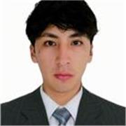 Profesor de inglés avanzado para niños y óvenes, con clases dinámicas, paciencia y enfoque en bases sólidas