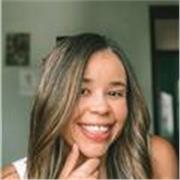 Professora de Inglês dedicada, com experiência em aulas de reforço para crianças e adolescentes. Aulas personalizadas, dinâmicas e