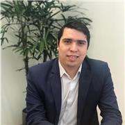 Professor de informática e intérprete de língua brasileira de sinais