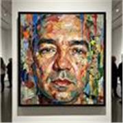 Profesor en Perú dicta clases de español