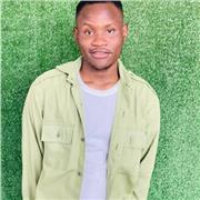 I give personalized English lessons tailored to on your level and learning needs.