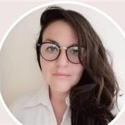 Profesora de Español e Inglés con experiencia de 10 años en pedagogía en niños, adolescentes y adultos