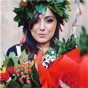 Diplomata presso Liceo Classico e Laureata in Scienze dell'educazione e della formazione, offro lezioni di italiano per scuole di ogni ordine e grado. Sia online che in presenza