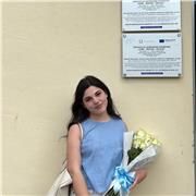 Offro lezioni private di inglese per tutte le età, dalle elementari alla quinta superiore.