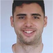 Puedo adaptar las clases a nivel del alumnado. Me gustan hacer las cosas bien, siempre centrado en el aprendizaje del alumnado.