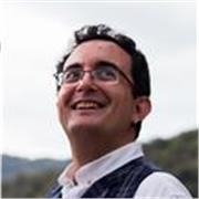 Profesor titulado para Ciencias Sociales a todos los niveles de Primaria y Secundaria