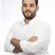 Profesor titulado en Educación Primaria mención de Educación Física, aunque doy de todo.