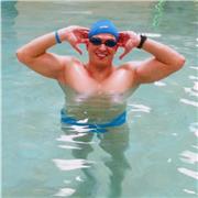 Sauveteur-maître-nageur donne des cours de natation pour tous à Paris et sa région