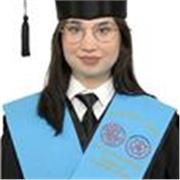 Profesora de Latín y Griego titulada con un años de experiencia ofrece clases en Santa Pola. 