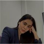 Profesora de Inglés con Grado en Filología Inglesa y 5 Años de Experiencia en Enseñanza