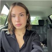 Studentessa di quinta superiore liceo scientifico, offro ripetizioni e aiuto compiti per ragazzi delle medie o biennio