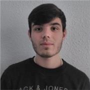 Profesor de inglés que puede dar clases a los niños de primaria, secundaria y bachillerato, así como de Historia y Geografia