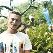 Vous cherchez du soutien scolaire en anglais ? 
Je suis actuellement en école de Marketing digital et possède un excellent anglais, j'accepte des élèves avec un niveau d'étude allant jusqu'au baccalauréat.