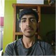 Estudiante de la UNAM da clases de matemáticas básicas