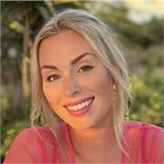 Friendly TEFL-certified English tutor, offering personalised online lessons for learners of all levels to build confidence!