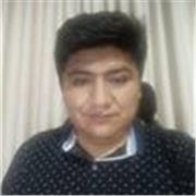 Ingeniero Electrónico dicta clases de Matemáticas