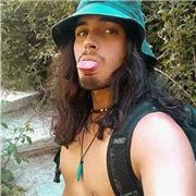 Profesor de Física da clases a alumnos de la ESO o Bachiller