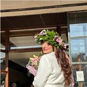 Docente di latino, grammatica e linguistica impartisce lezioni