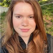 Pharmazie Studentin mit guten Grundlagen im Fach Mathematik. Ich kann sehr gut erklären und schaffe eine angenehme Atmosphäre