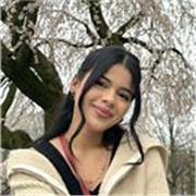 Bailarina apasionada con experiencia de más de 10 años en ritmos latinos y urbanos. Responsable, con buena actitud y empatía.