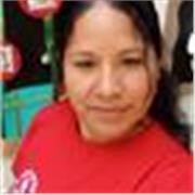 Profesora de educación inicial comparte clases remotas y presencial de toda las áreas de CNE