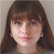 Studentessa di Beni Culturali, disponibile per ripetizioni e aiuto compiti. Sono gentile e paziente, non vedo l'ora di aiutarti!
