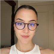 Chers élèves,
Bienvenue en cours de français ! Nous explorerons la langue et la culture françaises à travers des textes, vidéos et discussions. N'hésitez pas à poser des questions et à participer activement. Ensemble, nous progresserons dans la joie de l