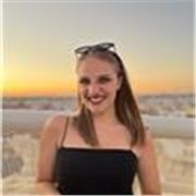 Ciao, sono Giada una studentessa al secondo anno del corso di giurisprudenza Italo-francese a Bologna.

Offro servizio di ripetizioni di inglese, francese e spagnolo sia in presenza che online (possiedo la cerificazione B2 in tutte le lingue e anche un 