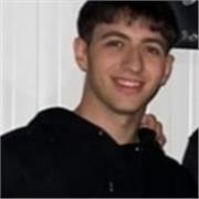 Puedo apoyar a alumnos de primaria y eso en inglés matemáticas biología historia. Valorando el nivel del alumno