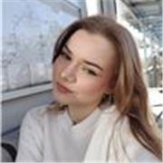 Nachhilfelehrerin für Deutsch-, Englisch- und Geschichtsunterricht, bevorzugt Onlineunterricht