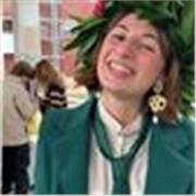 Studentessa universitaria con studi al Conservatorio offre lezioni private di violino