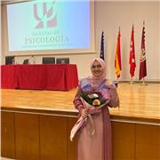 Graduada en Psicología y con Máster en Psicología Social , por lo tanto buena capacidad de evaluación y comunicación  , cualquier