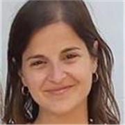 Ingeniera civil y profesora universitaria, para clases de física a alumnos preuniversitarios y universitarios