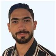 Professeur d’anglais expérimenté avec 5 ans d’expérience dans les universités et les écoles.