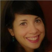 Soy profesora de inglés y de español, con título universitario habilitante para todos los idiomas