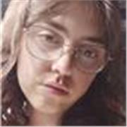 Me defino como un persona exigente pero a la vez cercana y comprometida con los objetivos que mi alumnado desee conseguir.
