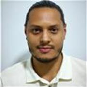 Licenciado en educación básica, con más de 5 años experiencia en la enseñanza de matemáticas básicas, inglés y educación física