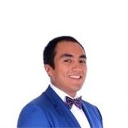 Spanischer Muttersprachler aus Ecuador, in Deutschland gelebt hat. Alle Altersgruppen.