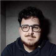 Studente universitario impartisce lezioni per storia, italiano, filosofia e storia dell'arte. Elementari, medie e liceo