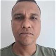 Professor de Biologia com vasta experiência em sistema apostilado