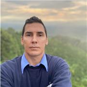 Profesor de cálculo diferencial, cálculo integral y cálculo multivariado con apoyo de diferentes herramientas tecnológicas para complementar los temas