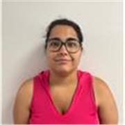 Puedo adaptarme a cada estudiante, soy muy paciente, no me importa si tiene discapacidad o no. 