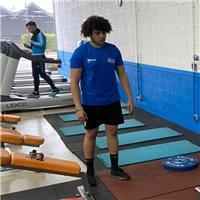 Du sport accessible, individualisé et surtout adapté c'est possible.
Mon objectif c'est vous permettre de vous améliorer !