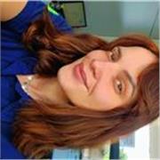 Formada em História pela Universidade Federal de Jataí, com experiência do 6º ano ao pré-vestibular e mestranda em Geografia