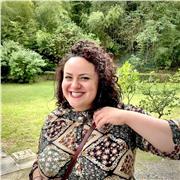 Laureanda in lingue offre aiuto compiti a ragazzi