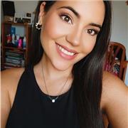 Profesora titulada en economía, máster en contabilidad y máster en educación secundaria. 4 años de experiencia impartiendo clases.